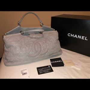 Chanel Light Grey Shimmery Leather CC Quilted Bag